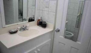 126 Friendship, Rockley Golf Club