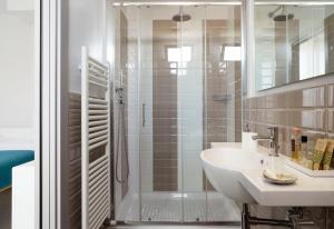 Habitación Triple Superior con balcón