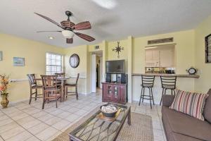 1st-Floor Resort Condo in PCB - Walk to Beach!