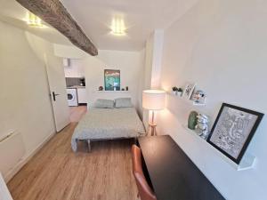 Appartements GregBnb-com - T2 Design 38m2 - Toulon Est - Wifi Fibre - n7 : photos des chambres