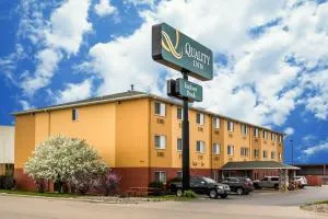 Quality Inn Dubuque on Hwy 20 - 锡达拉皮兹