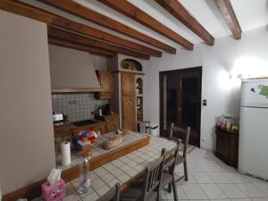 Maisons de vacances Gite Benamenil, 5 pieces, 6 personnes - FR-1-584-4 : photos des chambres