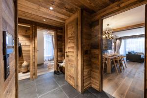 Alaska Lodge by Alpine Resorts