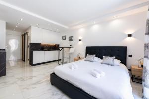 Large studio - 50m Cannes beach - terrace sea view