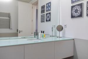 32 -Lovely 2 bedroom Apt in Principe Real