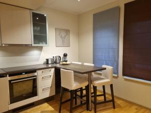 R63 Apartment with Terrace