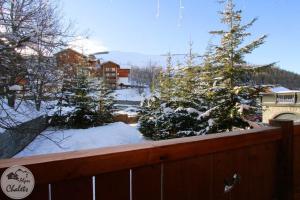 Maisons de vacances 2AlpesChalets - Chalet Marie 1 - Standing et Sauna aux pieds des pistes : photos des chambres