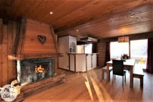 2AlpesChalets - Chalet Marie 2 - Standing et Sauna aux pieds des pistes : photos des chambres