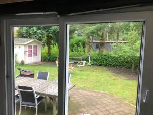 Chalet 4-5 Pers in Epe F16 Van alle gemakken voorzien Max aantal volwassenen is 4