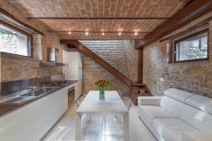 Borgo Baccile by Vini Fantini