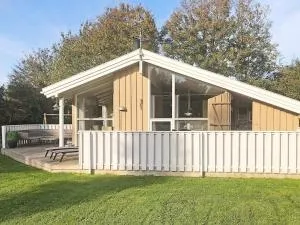 Four-Bedroom Holiday home in Humble 3 - Nyby