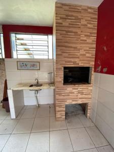 CASA com 3 QUARTOS 1000M DA PRAIA