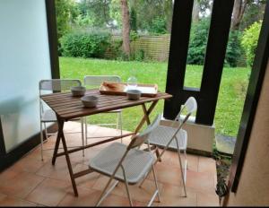 "Magnifique 2 pieces Deauville" Piscine et Jardin