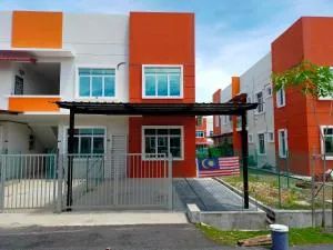 Zaara Homestay Krubong Alor Gajah Ayer Keroh Melaka - Kampong Ayer Resam