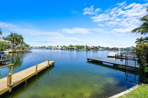 Noosa Waters Luxury Waterfront