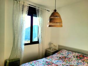 Luminoso con vistas y chimenea apto mascotas