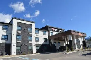 Best Western Plus Gateway to the Falls - Blue River