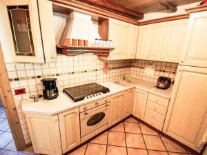 Apartment Santa Lucia-1 by Interhome