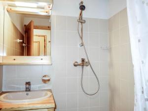 Apartment Jardins Alpins 1 by Interhome