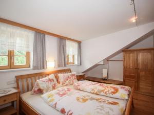 Apartment Beim Holzschnitzer-1 by Interhome