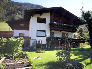 Apartment Haus Harlander by Interhome