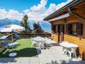 Chalet Eloise by Interhome