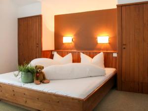 Apartment Rauter-2 by Interhome