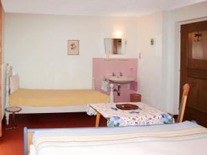 Apartment Leni-2 by Interhome