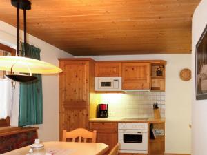 Apartment Susanne by Interhome