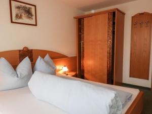 Apartment Bergfeld-2 by Interhome