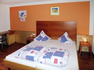 Apartment Apart Sonja by Interhome