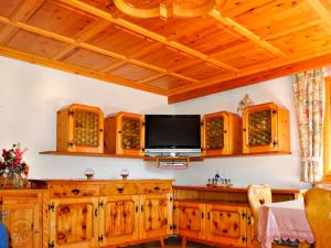 Holiday Home Schönblick by Interhome