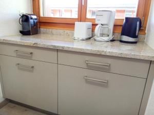 Apartment Eaux-Vives 202 by Interhome