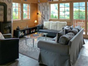 Apartment Chalet Eiger-2 by Interhome