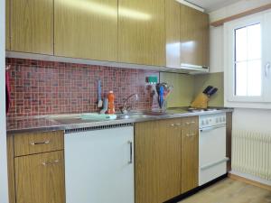 Apartment Chalet Seeberg by Interhome