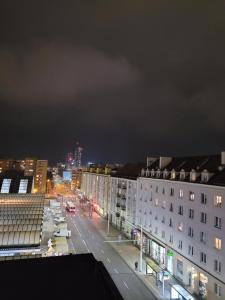 Nocleg Gdynia - City Centre Main station 170m