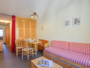 Apartment Le Curling B - Val Claret-7 by Interhome