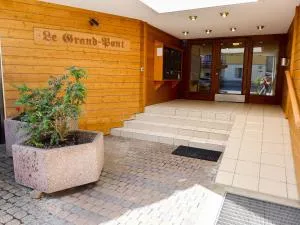 Apartment Grand-Pont 15 by Interhome - 切希尔雷斯