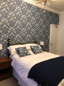 The Old Lodge Guest House