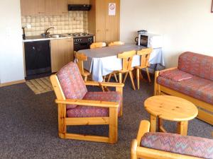 Apartment Hameau D4 by Interhome