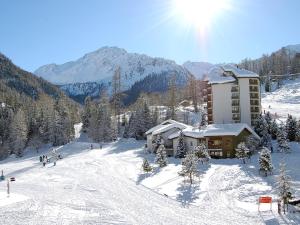 Apartment Rosablanche A24 by Interhome