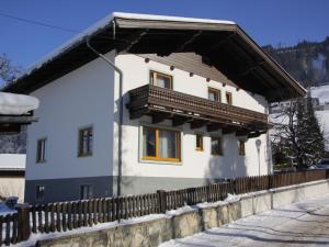 Holiday Home Chalet Alpin by Interhome