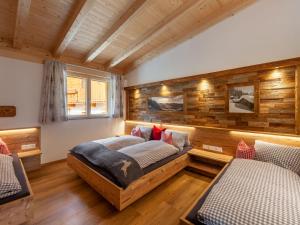 Apartment Chalet Spatn by Interhome