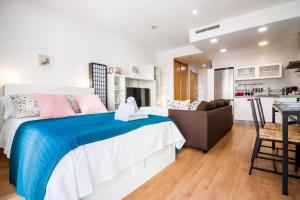 Sea & Wave Adela Boutique Apartment