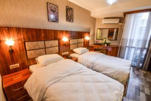 Standard Twin Room room in Marina Hotel