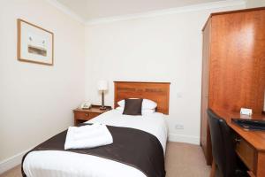 Single Room room in Pitbauchlie House Hotel