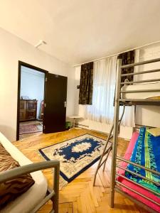 Basic Triple Room with Shared Bathroom room in Mosaico Alfetta Hostel