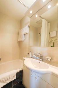 Apartment Junior Suite Classic-23 by Interhome