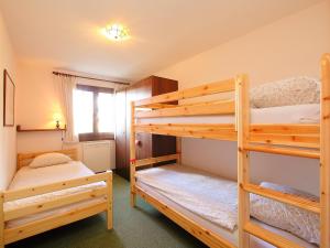 Apartment Residenza Chesa Margun 56-1 by Interhome