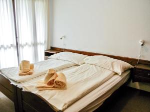 Apartment Residenza Chesa Margun 14-7 by Interhome